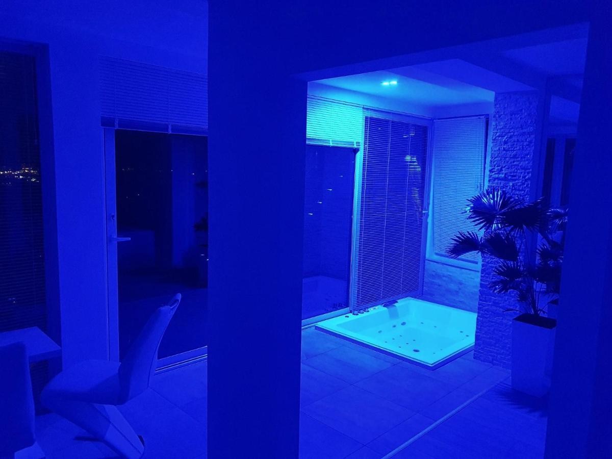 Penthouse Jacuzzi & Pool Apartmants Opatija Zewnętrze zdjęcie