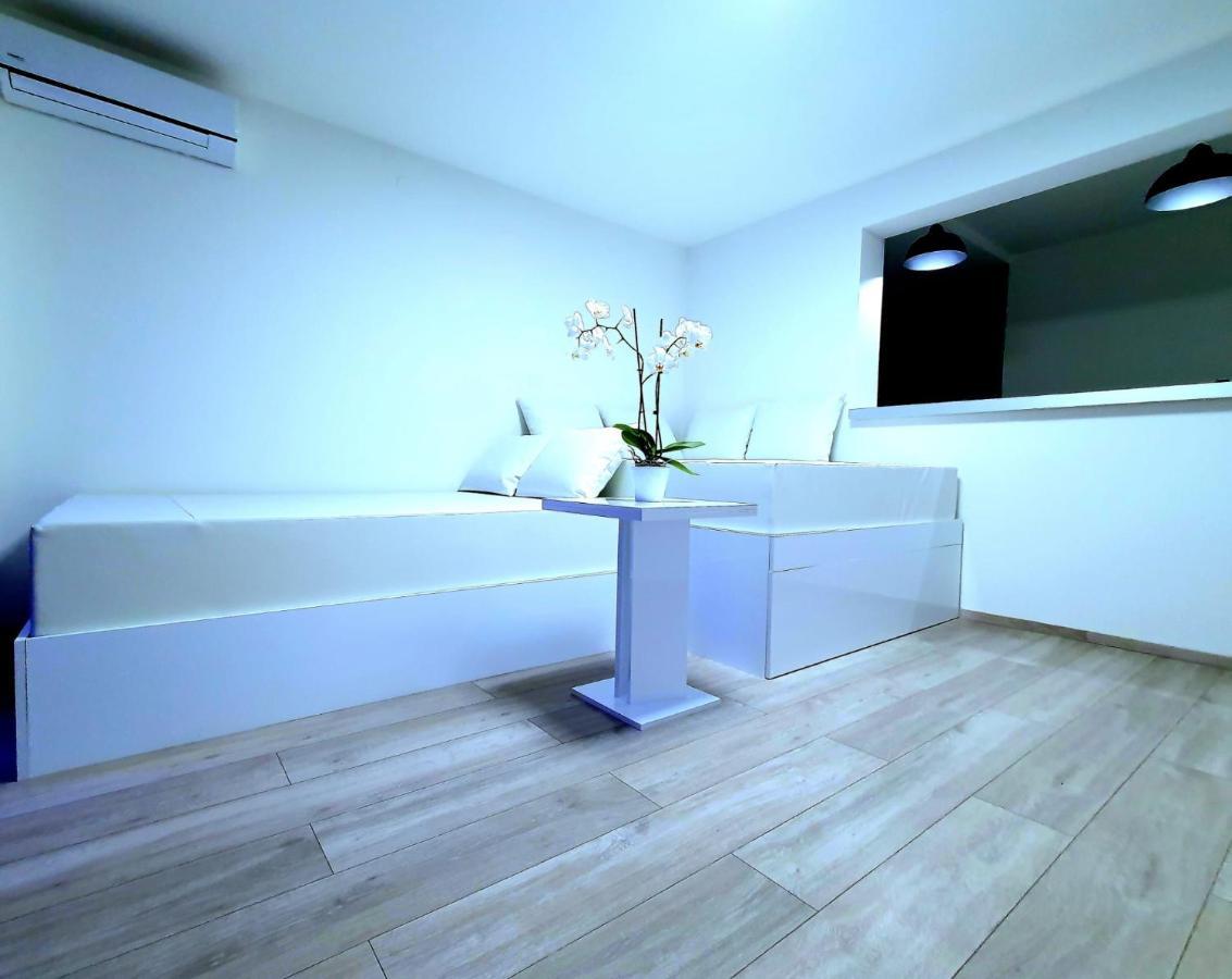 Penthouse Jacuzzi & Pool Apartmants Opatija Zewnętrze zdjęcie