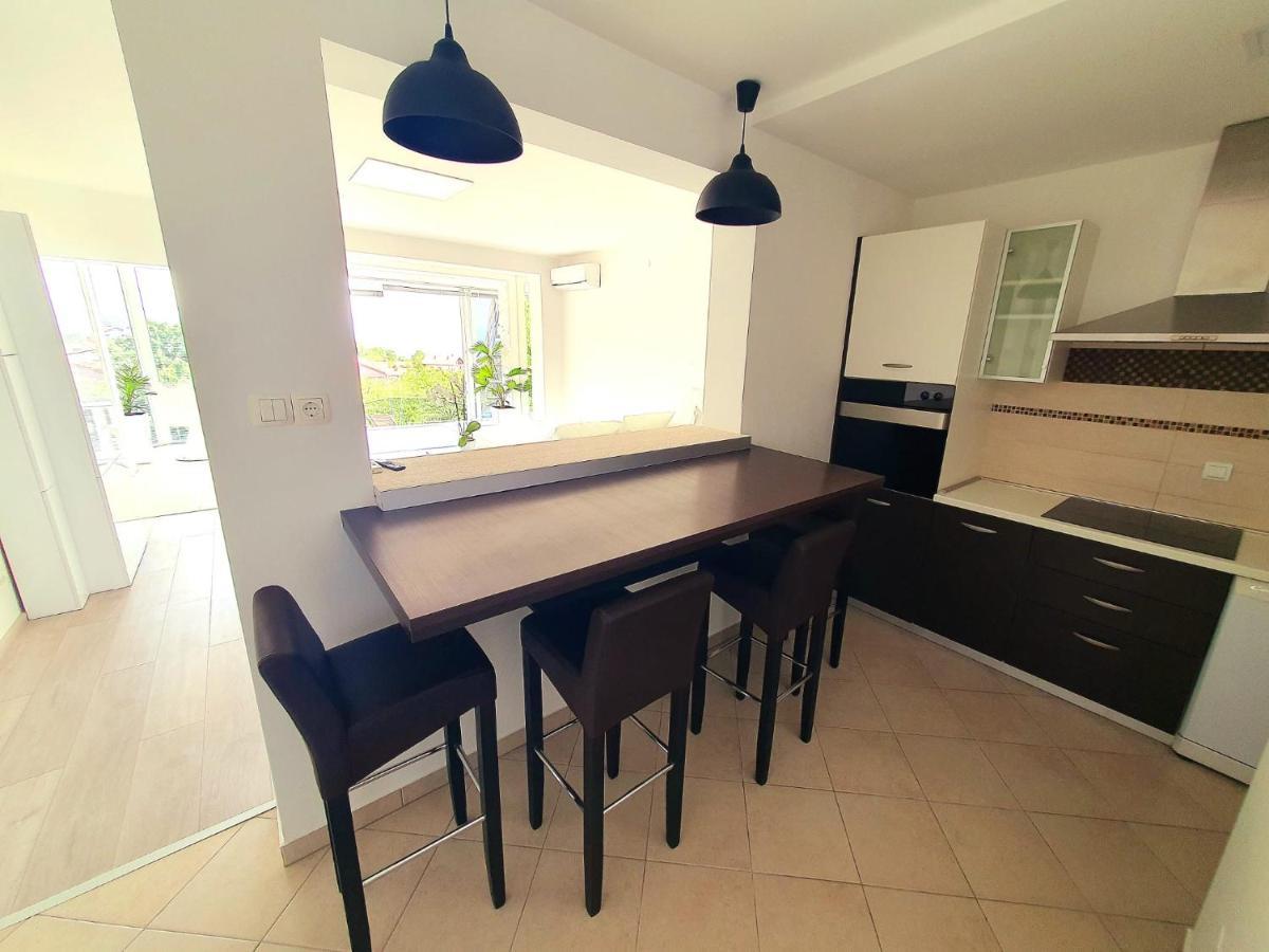 Penthouse Jacuzzi & Pool Apartmants Opatija Zewnętrze zdjęcie
