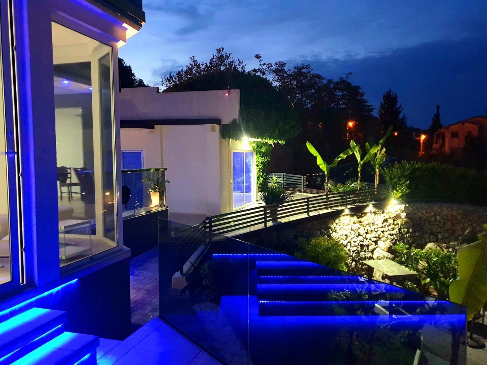 Penthouse Jacuzzi & Pool Apartmants Opatija Zewnętrze zdjęcie